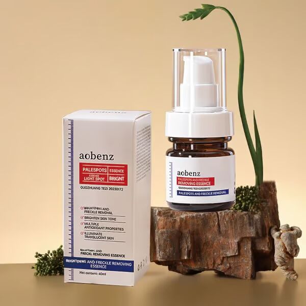 🔥Letzter Tag, 45 % Rabatt - Vitamin C Whitening Sommersprossencreme entfernt dunkle Melasma-Flecken und hellt Melanin auf
